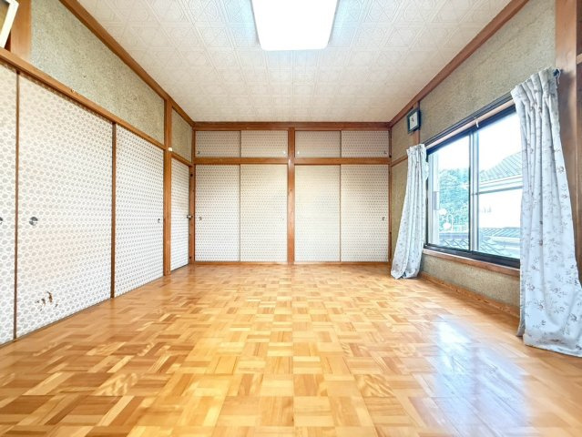 坂東市生子中古戸建の洋室