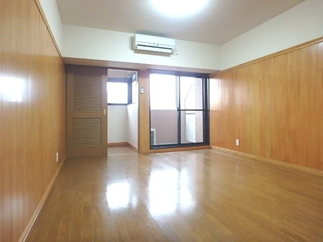 コージーハウス横浜南の居間・リビング