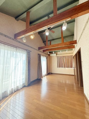 北町7丁目戸建の洋室|AI 生成を含むため、実際とは異なる場合があります