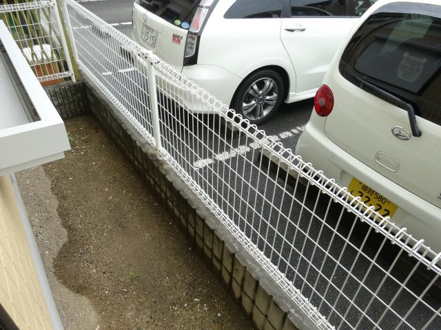 赤穂市六百目町のハイツのバルコニー