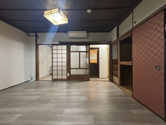 【居間・リビング】 | 四番町　戸建