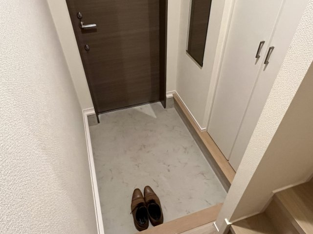 ロサード松庵の玄関