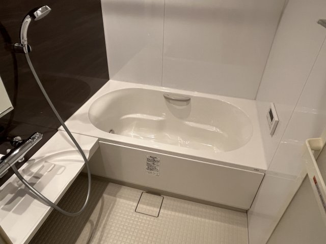 ロサード松庵の浴室