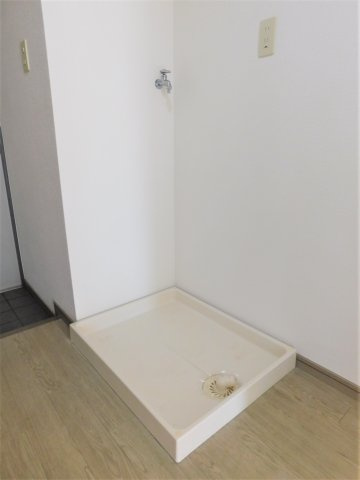 真和ビル の玄関