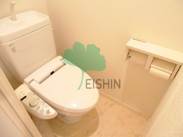 レジディア博多2のトイレ|清潔感のあるトイレです。