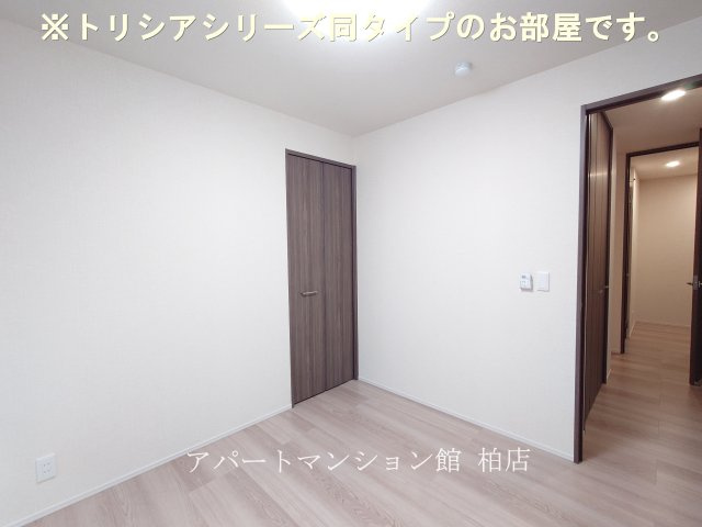 Wisteriaの寝室|同施工会社、同型タイプです／※現況優先