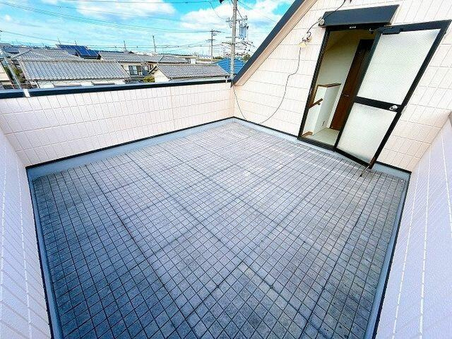 中古戸建て・仲介手数料半額）津島市鹿伏兎町上春日台２－４のバルコニー|ルーフバルコニー