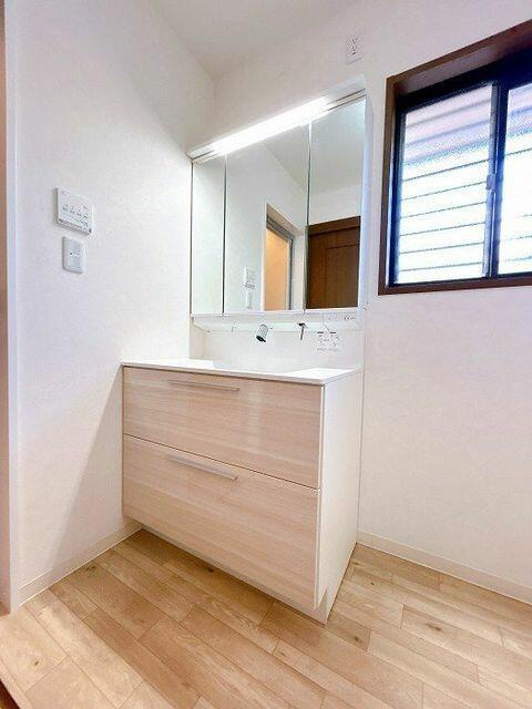 中古戸建て・仲介手数料半額）津島市鹿伏兎町上春日台２－４の独立洗面台|洗面台　２０２５年に交換