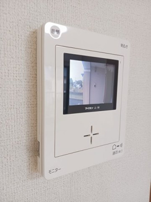 【セキュリティ】 | サンリット | モニター付きインターホンです