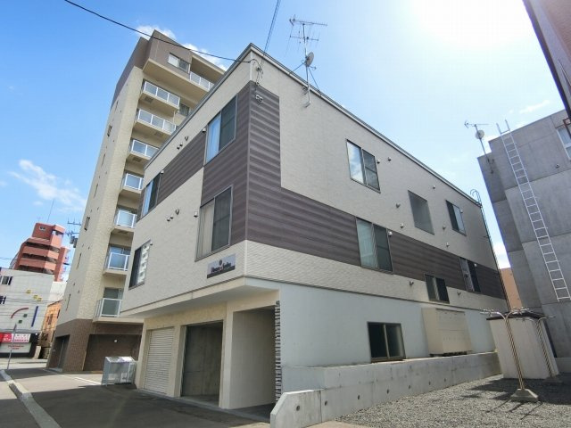ヴィバーチェ麻生