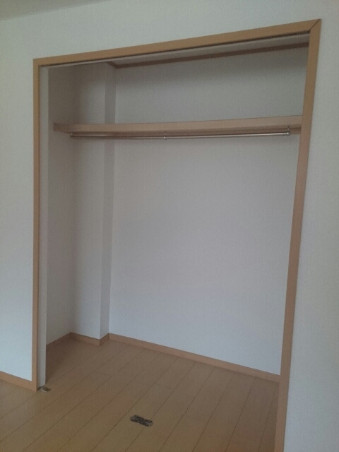 グランパス中央の収納