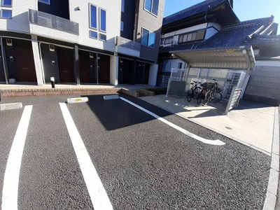 【駐車場】 | メゾンミニョンＭⅠ