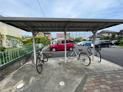 【その他】 | レオパレストリーゴ | 駐輪場