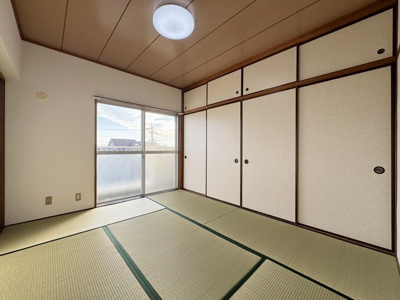 【子供部屋】山の畑コーポラス