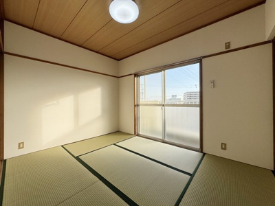 【寝室】山の畑コーポラス