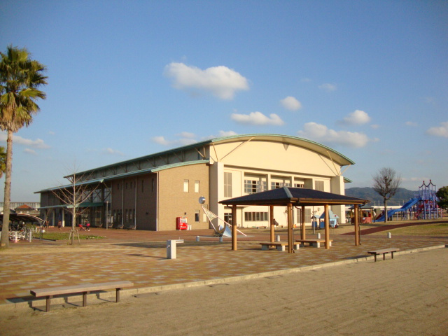 エスペランサAの周辺|筑後広域公園・体育館まで700ｍ