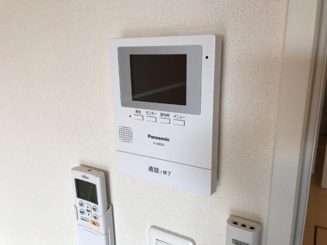 ヴィラコートサクラの内装|カメラ付インターホン