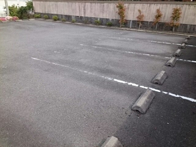 フェーラクーボの駐車場