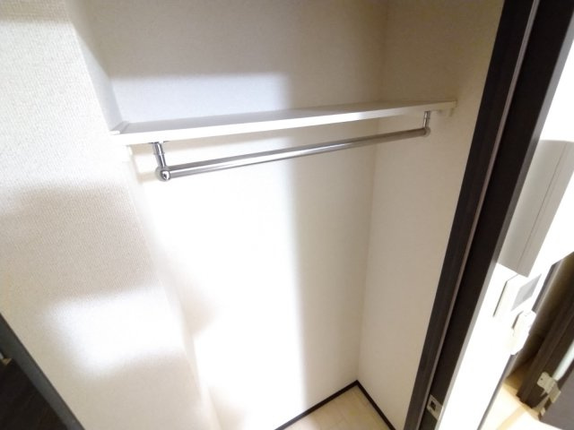 クレイノリフル川崎の内装|ウォークインクローゼット