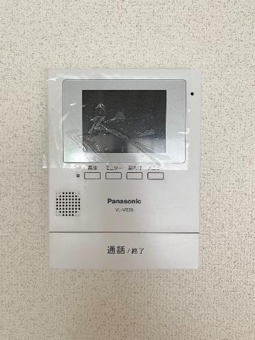 アーバンハイム滝の水の内装|カメラ付インターホン