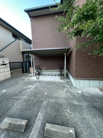ハイズコート稲葉荘の駐車場