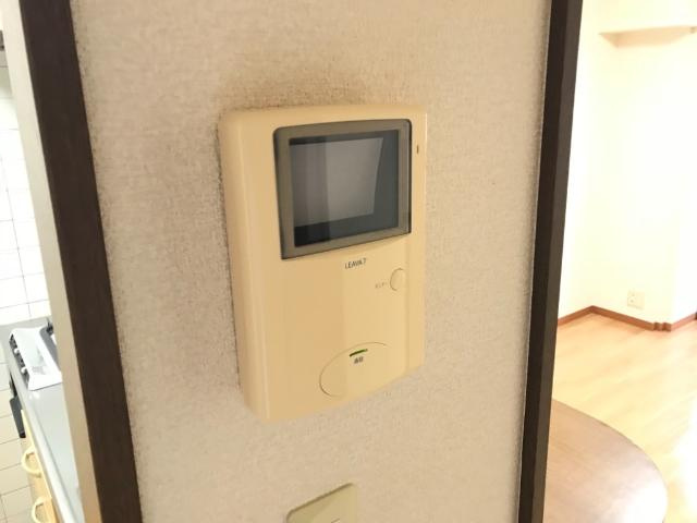 ハイランドパークの内装|カメラ付インターホン