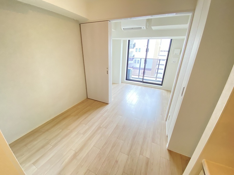 ONE ROOF RESIDENCE NISHINIPPORIの居間・リビング