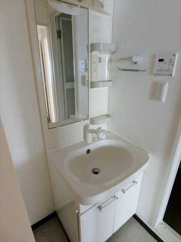 サンスタレ西浅草の浴室