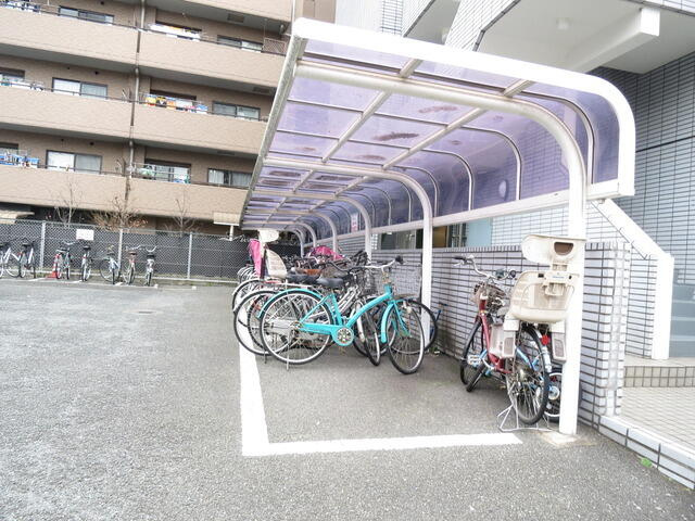 サザンコートスズキ(サザンコートスズキ)の駐車場