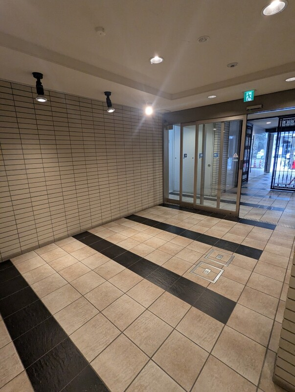 エステムコート心斎橋Ⅲエクシードのロビー
