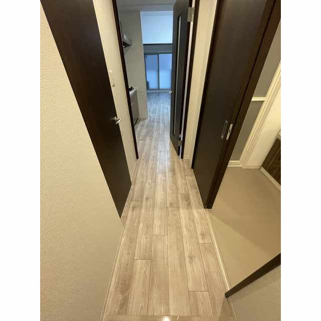 ラクラス堺筋本町の玄関