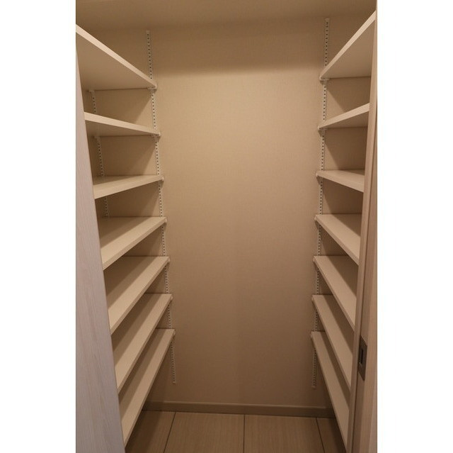 OPUS RESIDENCE SHINSAIBASHI SOUTHの収納