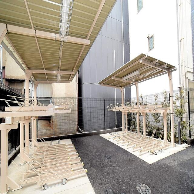 ステージグランデ新御徒町アジールコート(ステージグランデシンオカチマチアジールコート)の駐車場