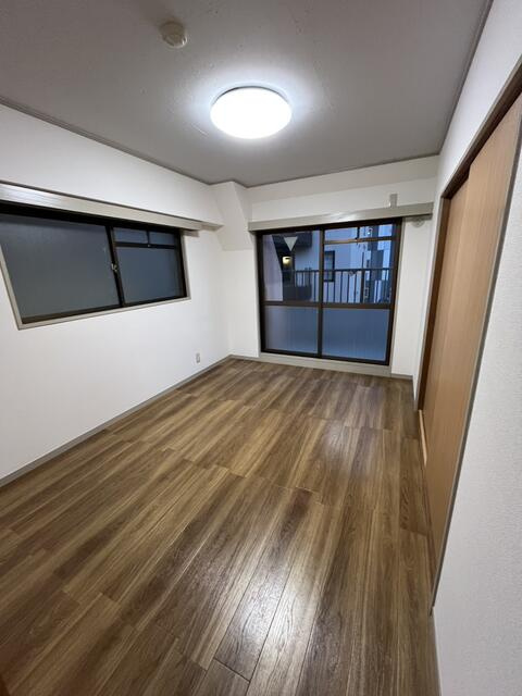 第六小崎ビル(ダイロクコサキビル)のその他