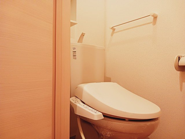 ファミーユのトイレ|コンパクトで使いやすいトイレです