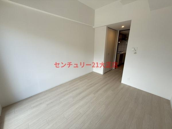エスリード大阪エヴォルツの洋室