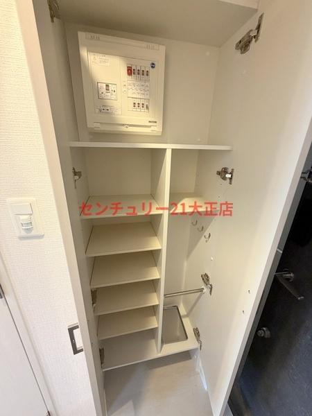 エスリード大阪エヴォルツの玄関