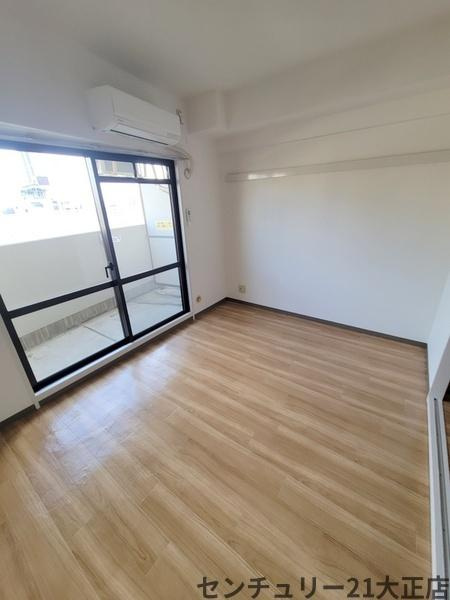 シャトー弁天弐番館の寝室