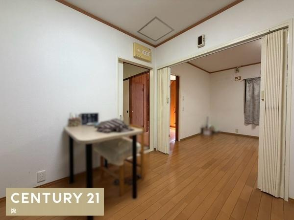 和歌山市木ノ本　中古戸建の居間・リビング