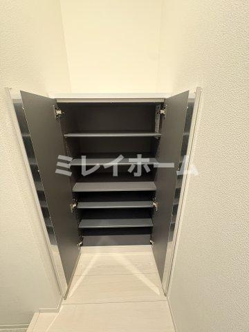 ザワン西蒲田の玄関