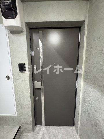ザワン西蒲田の玄関
