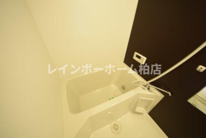 オートロック☆シャッター☆追い炊き☆浴室乾燥機の浴室|別部屋。参考写真。