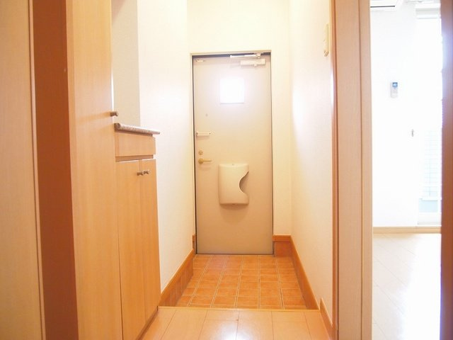 アベリアの玄関