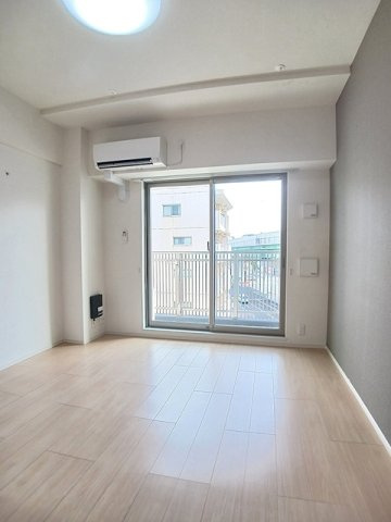 カランコエ川並の内装