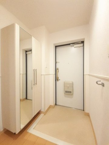 グレースレジデンスの玄関