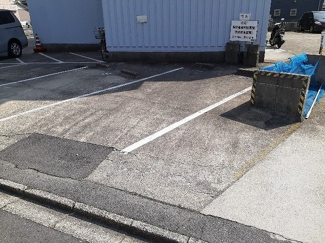 パークサイドひろの駐車場