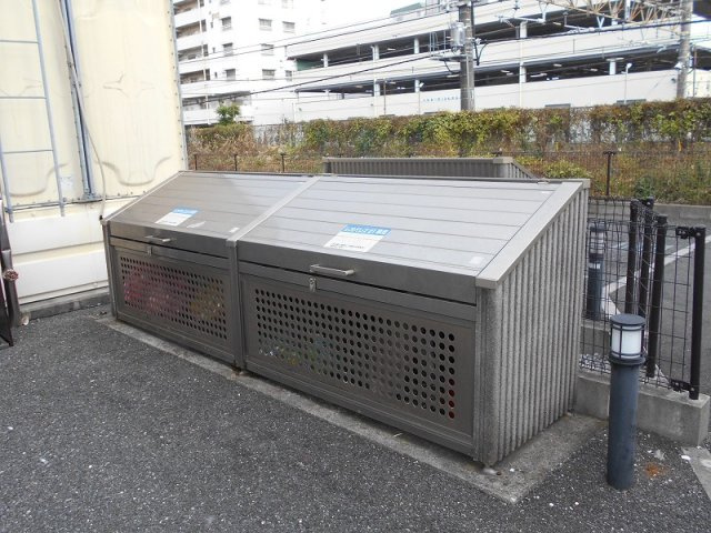 レオパレスエムズ柏のその他|専用ゴミ置き場あり
