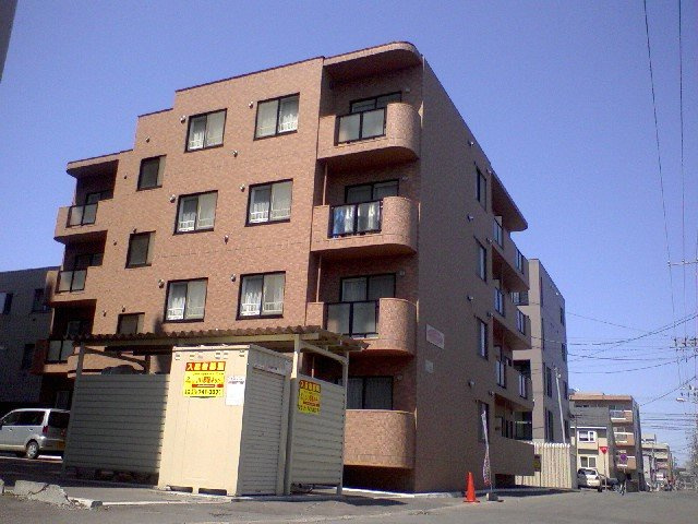 イーストサイドストリートの外観