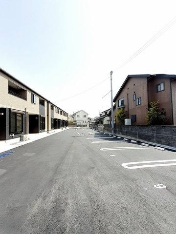 イーゼル－アイの駐車場