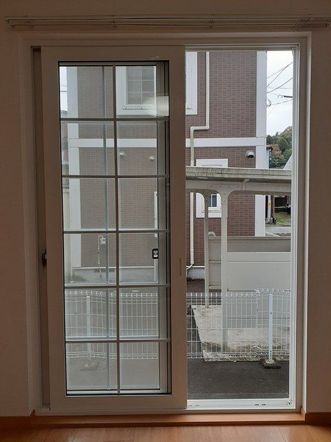 ウィング．メゾン　５番館の庭